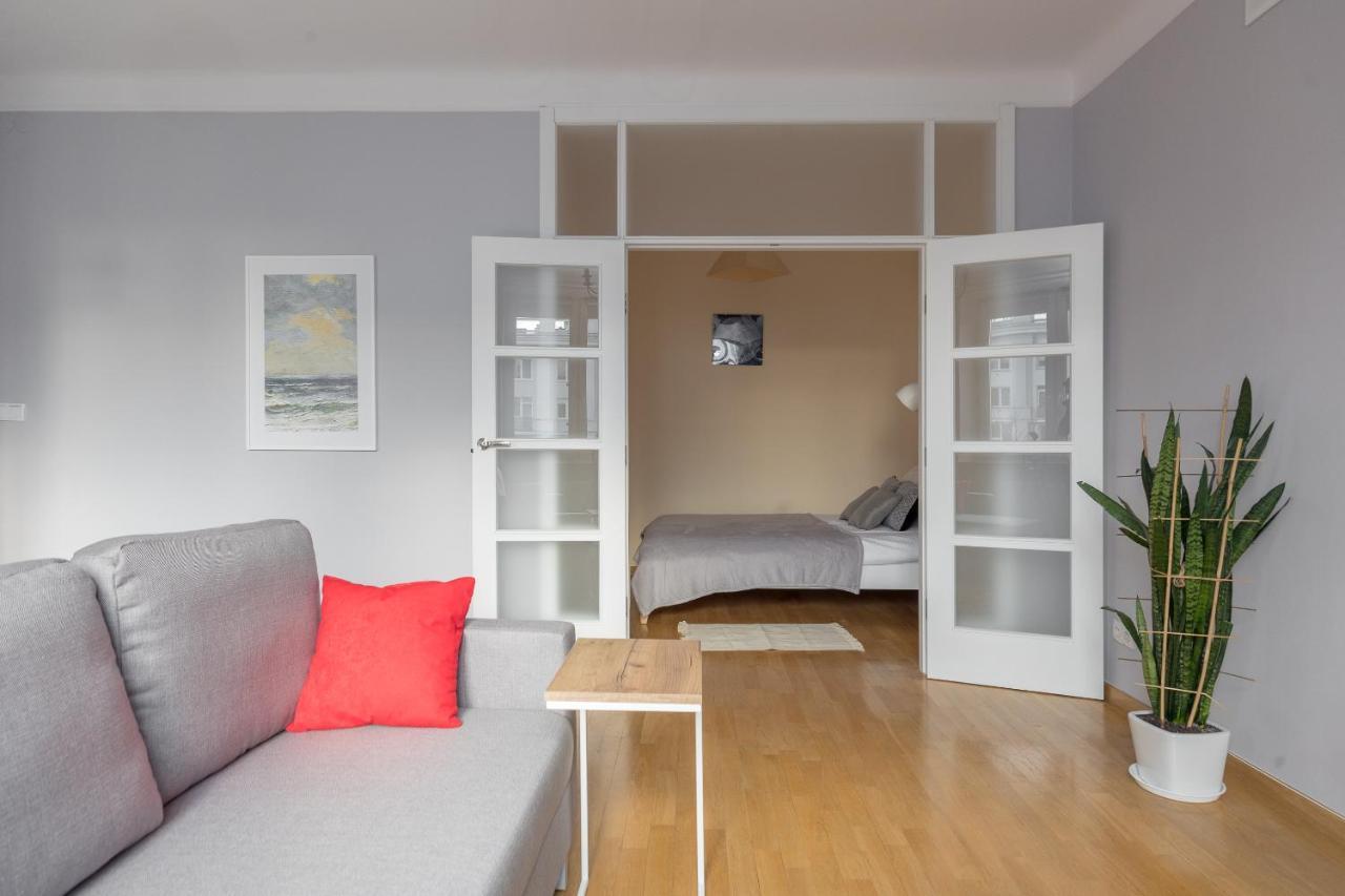 Metro Raclawicka Red Apartment 바르샤바 외부 사진