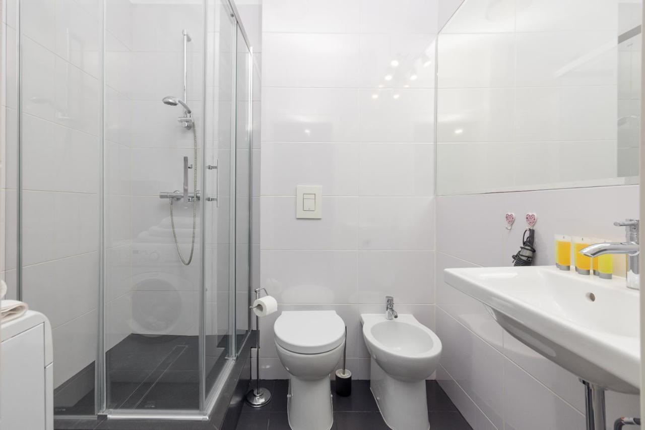 Metro Raclawicka Red Apartment 바르샤바 외부 사진